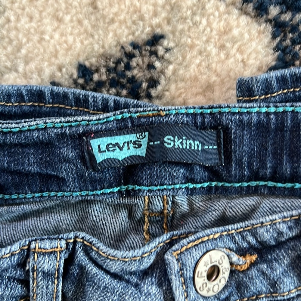 Jeans - Picture 3 of 4